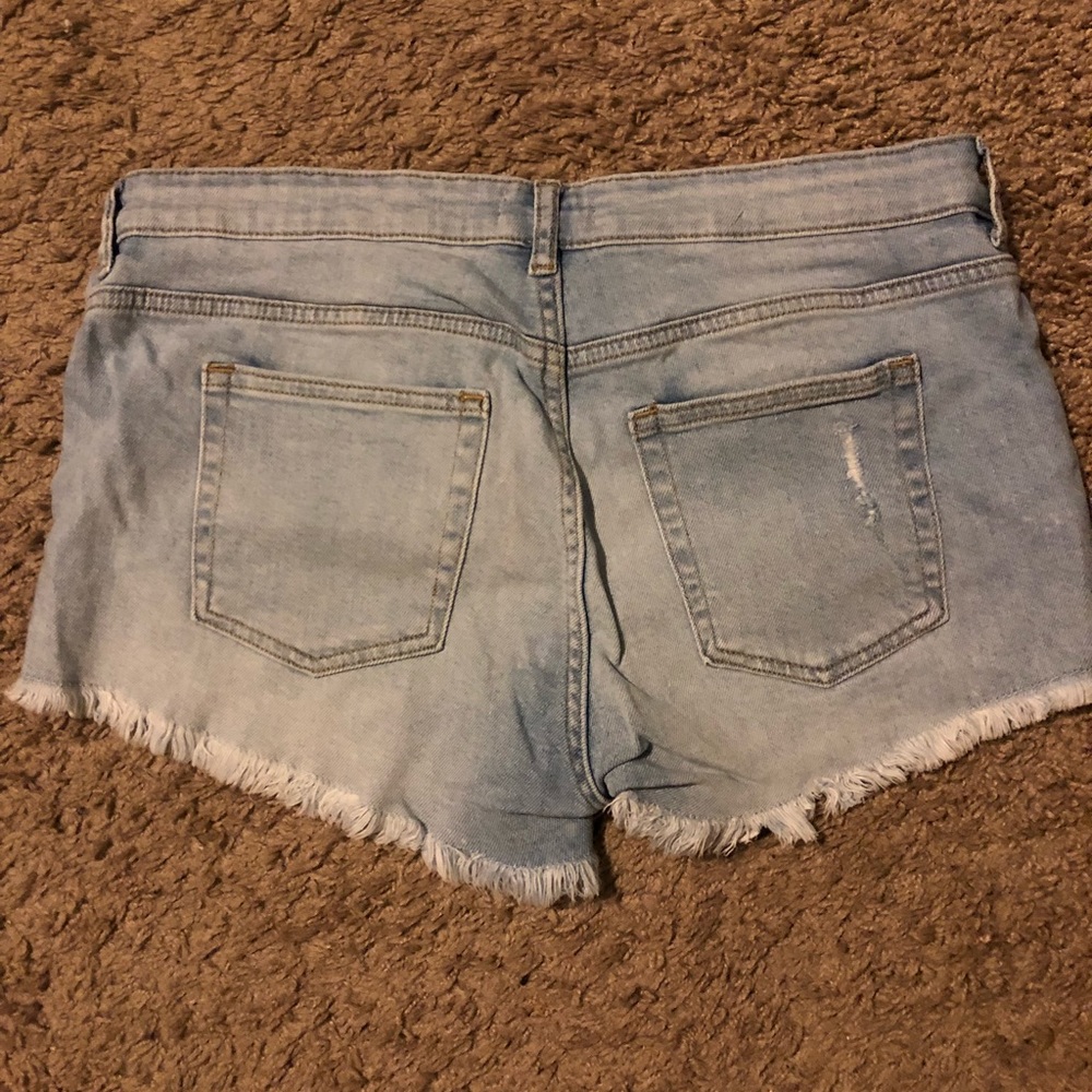 Shorts - Picture 2 of 2